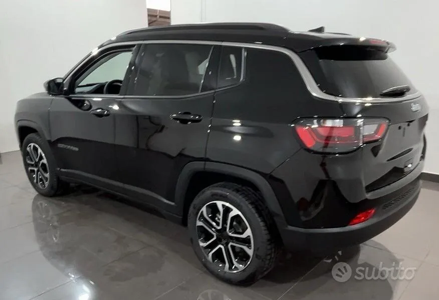 Jeep Compass 2023 photo 2