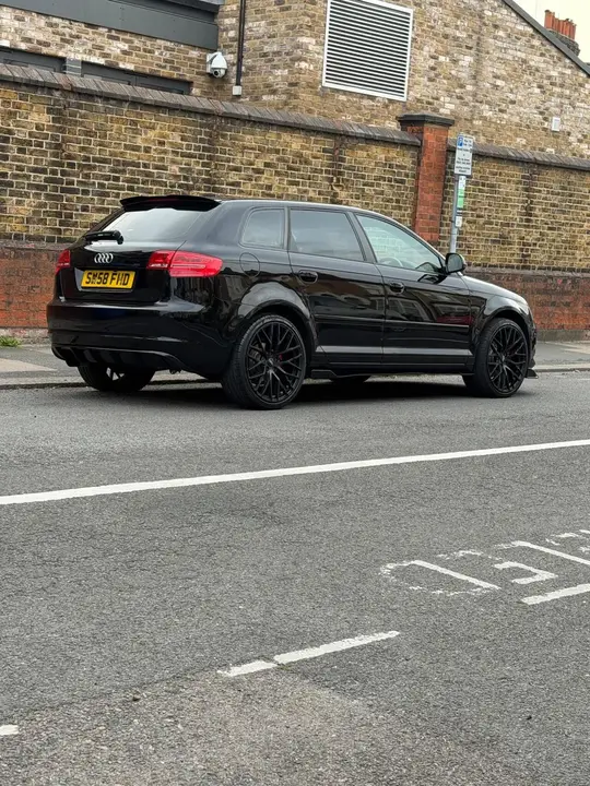 Audi A3 2009 photo 2