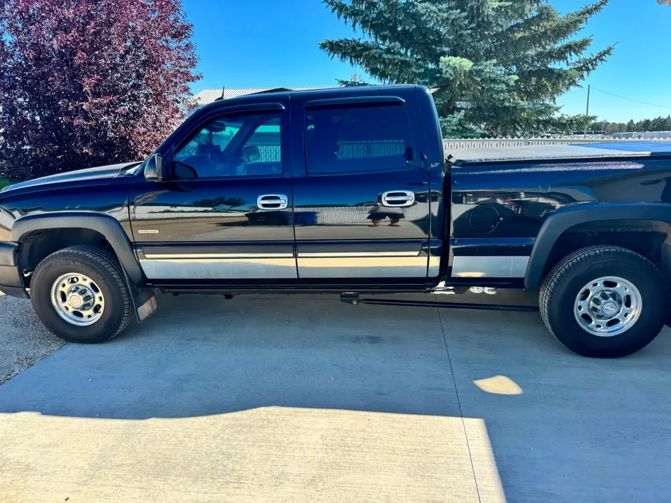Chevrolet Silverado 2500 2005 photo 3