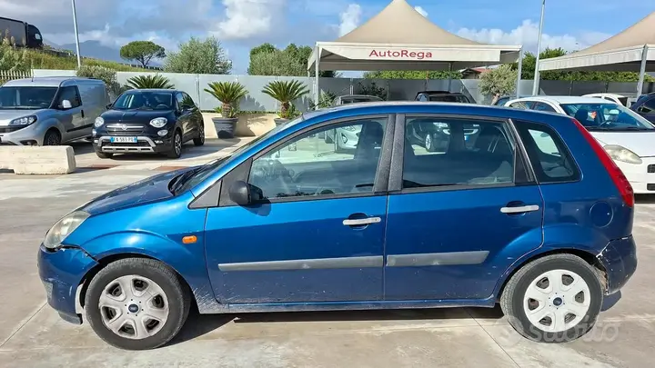 Ford Fiesta 2008 photo 3