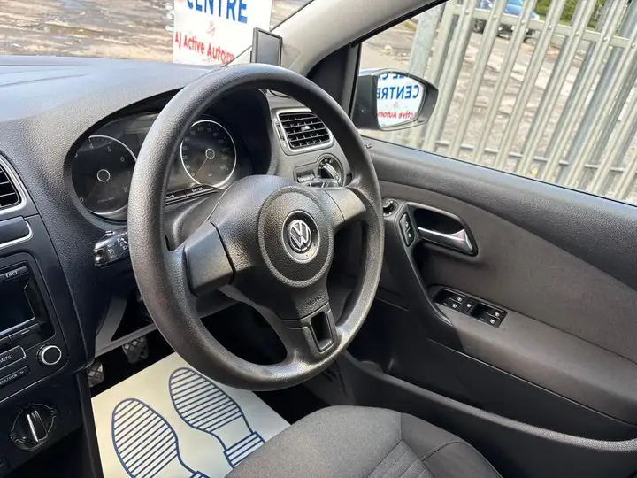 Volkswagen Polo 2013 photo 4