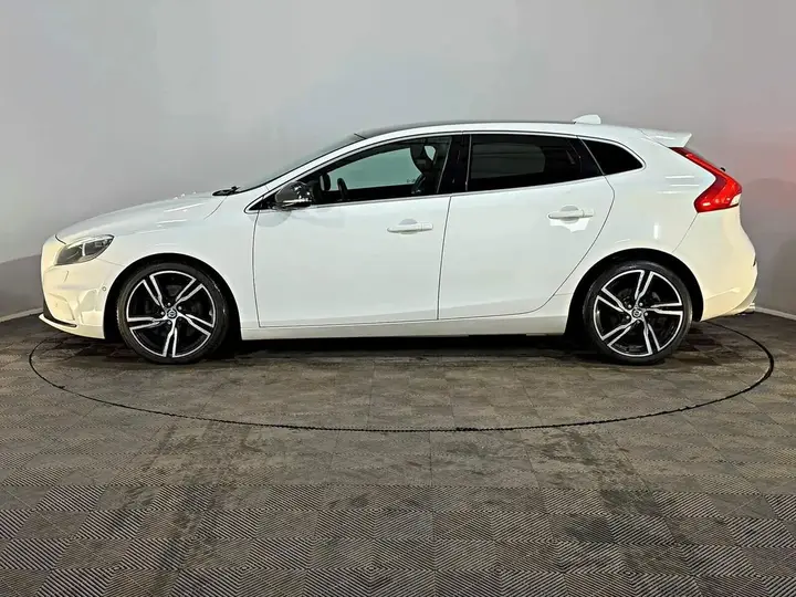 Volvo V40 2014 photo 5