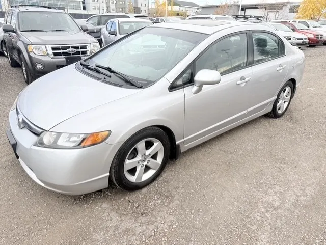 Honda Civic 2008 photo 2