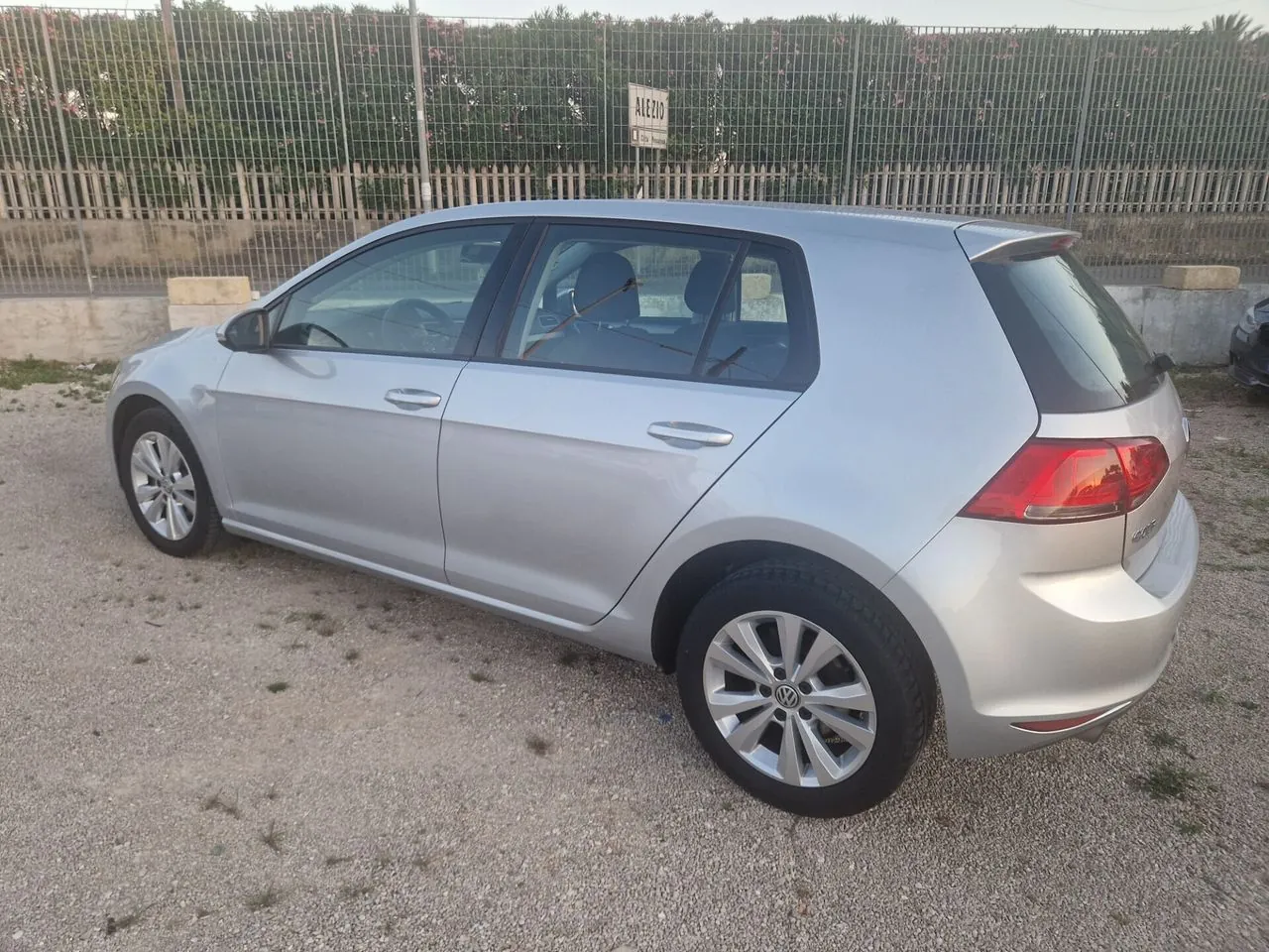 Volkswagen Golf 2014 photo 2