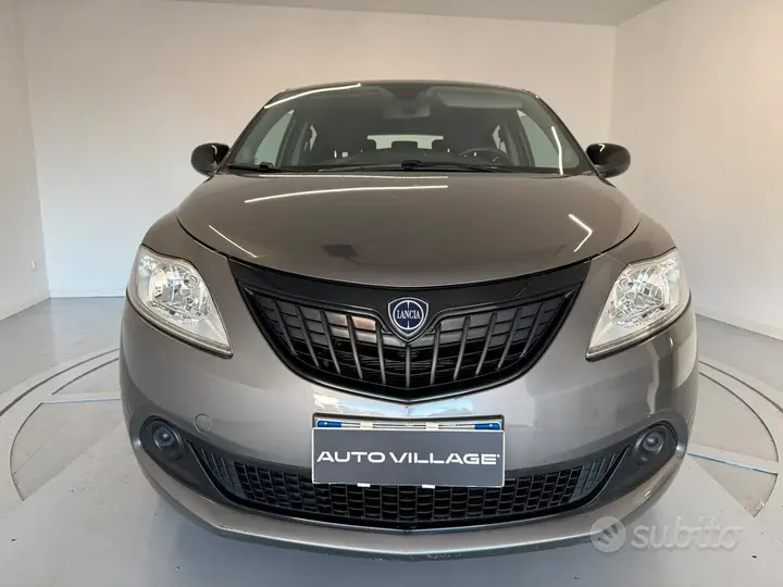Lancia Ypsilon 2023 photo 2