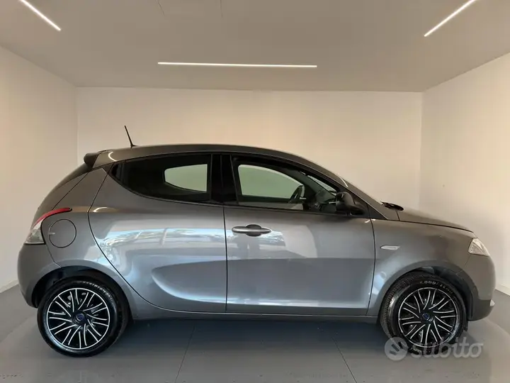Lancia Ypsilon 2023 photo 4
