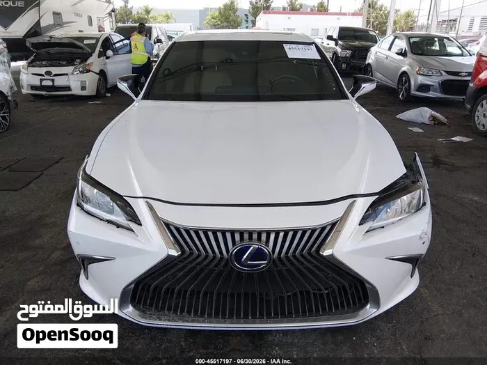 Lexus Es 2021 photo 2