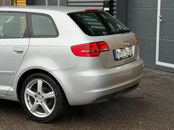 Audi A3 2012 photo 4