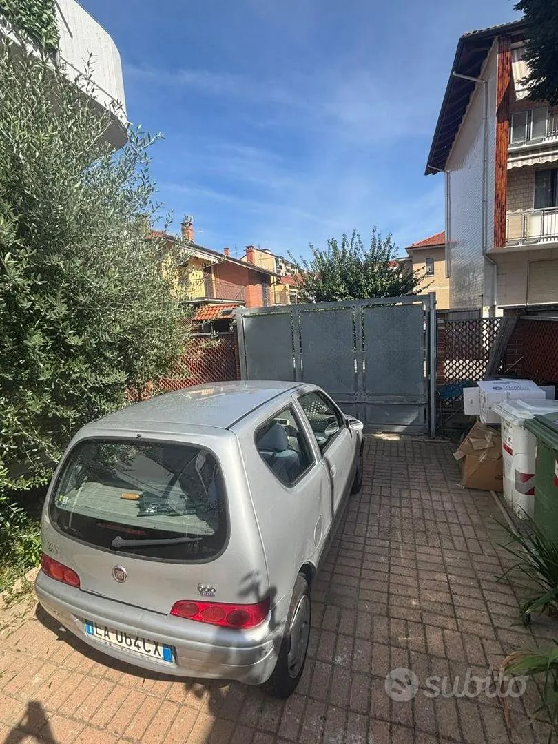 Fiat 600 2009 photo 5