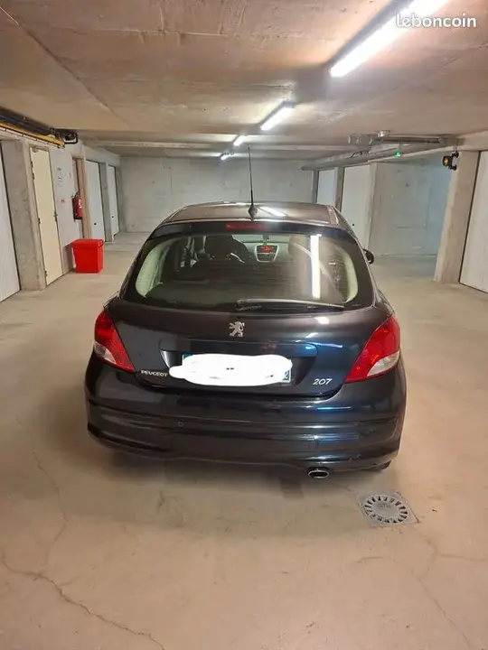 Peugeot 207 2009 photo 3