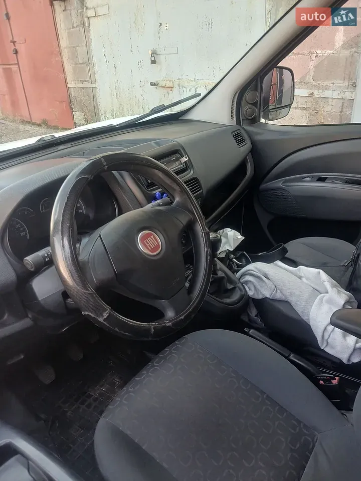 Fiat Doblo 2012 photo 5