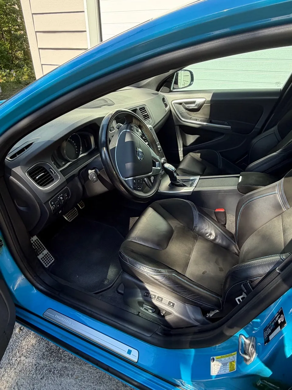 Volvo V60 2015 photo 2