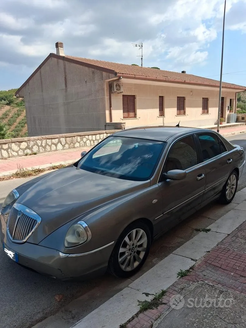 Lancia Thesis