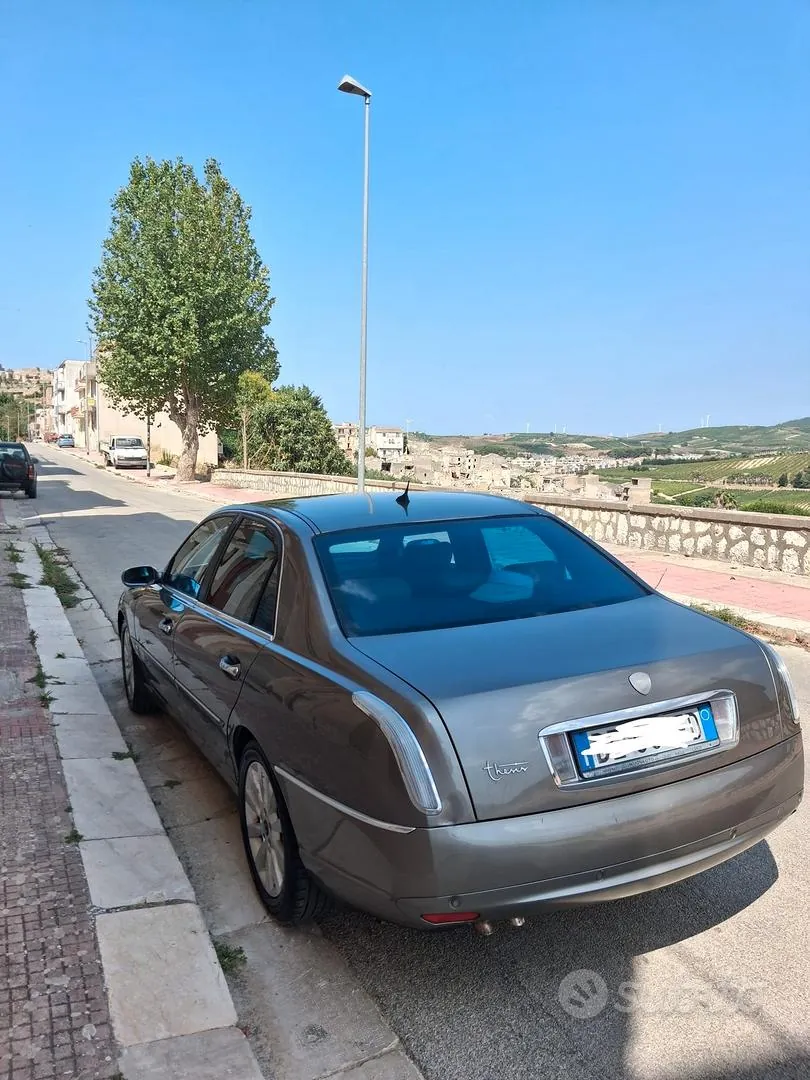 Lancia Thesis 2007 photo 2