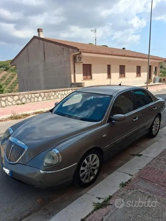 Lancia Thesis
