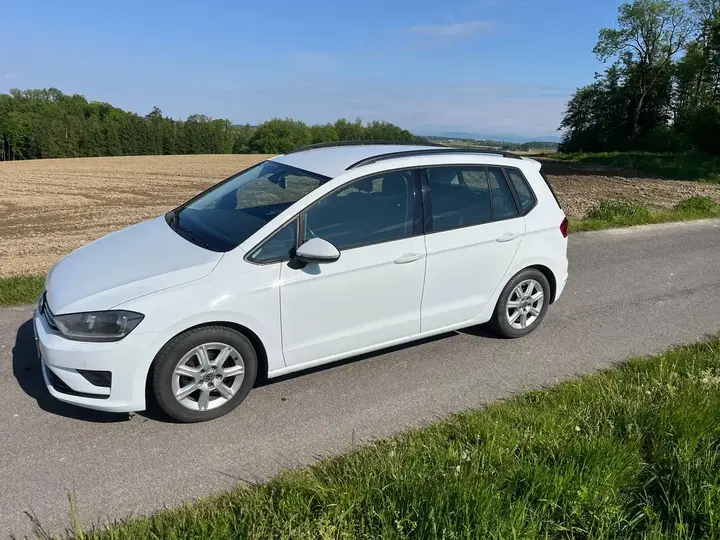 Volkswagen Golf 2014 photo 2