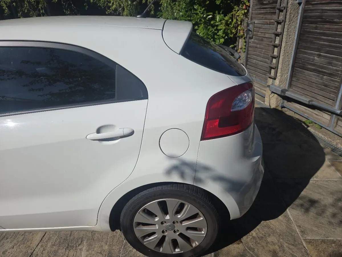 Kia Rio 2013 photo 3