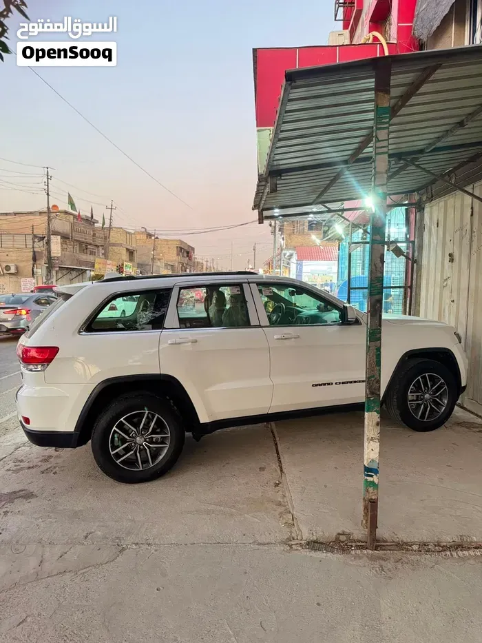 Jeep Grand Cherokee 2018 photo 3