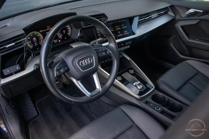 Audi A3 2023 photo 3