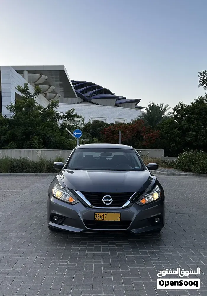 Nissan Altima 2018 photo 5