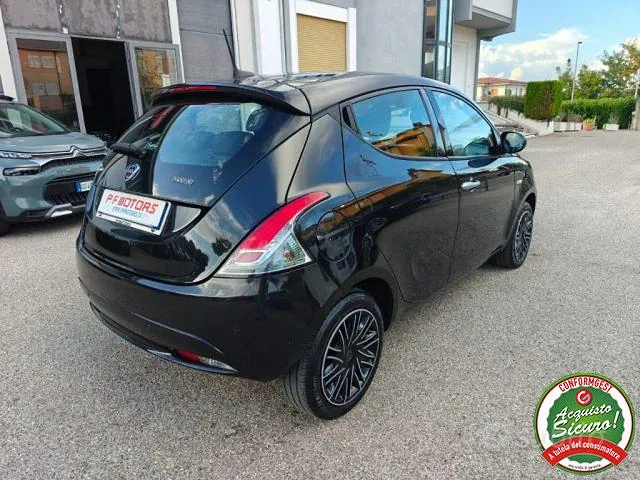 Lancia Ypsilon 2022 photo 5