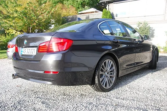 BMW 528I 2010 photo 5