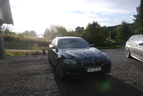 BMW 528I 2010 photo 2