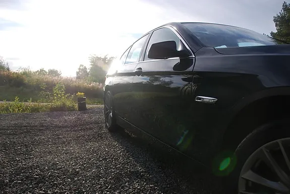 BMW 528I 2010 photo 3