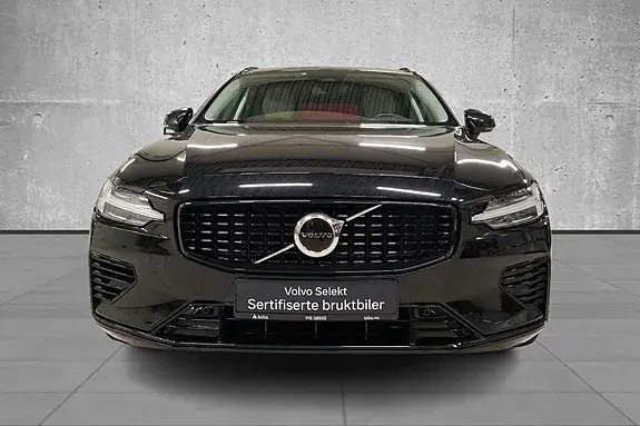 Volvo V60 2023 photo 2