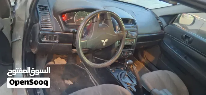 Mitsubishi Galant 2009 photo 3
