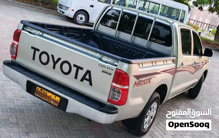 Toyota Hilux 2014 photo 4