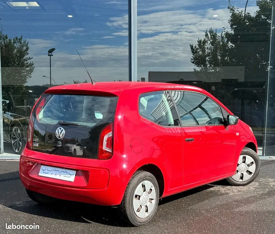 Volkswagen Up 2012 photo 4