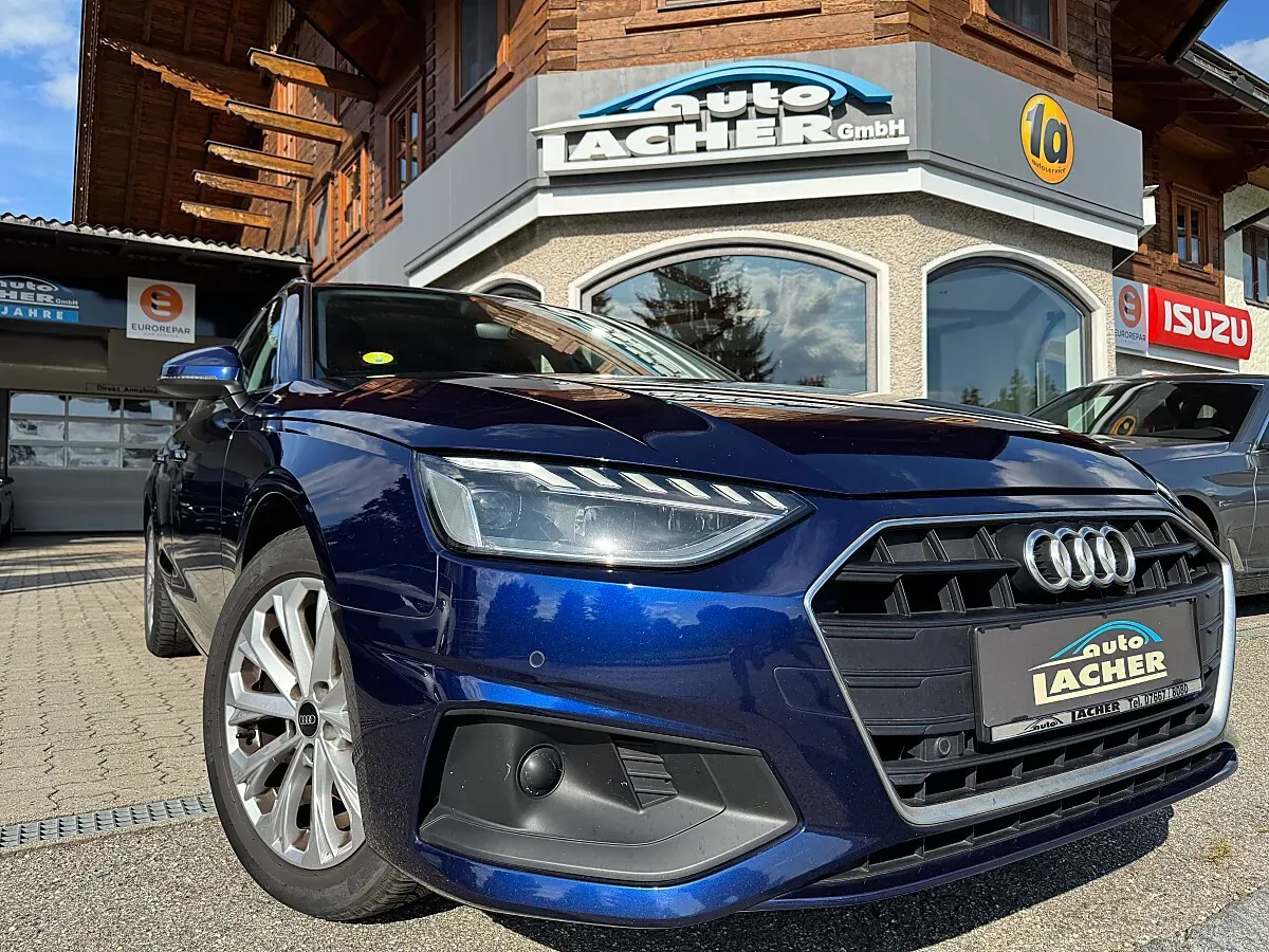 Audi A4 2022 photo 3