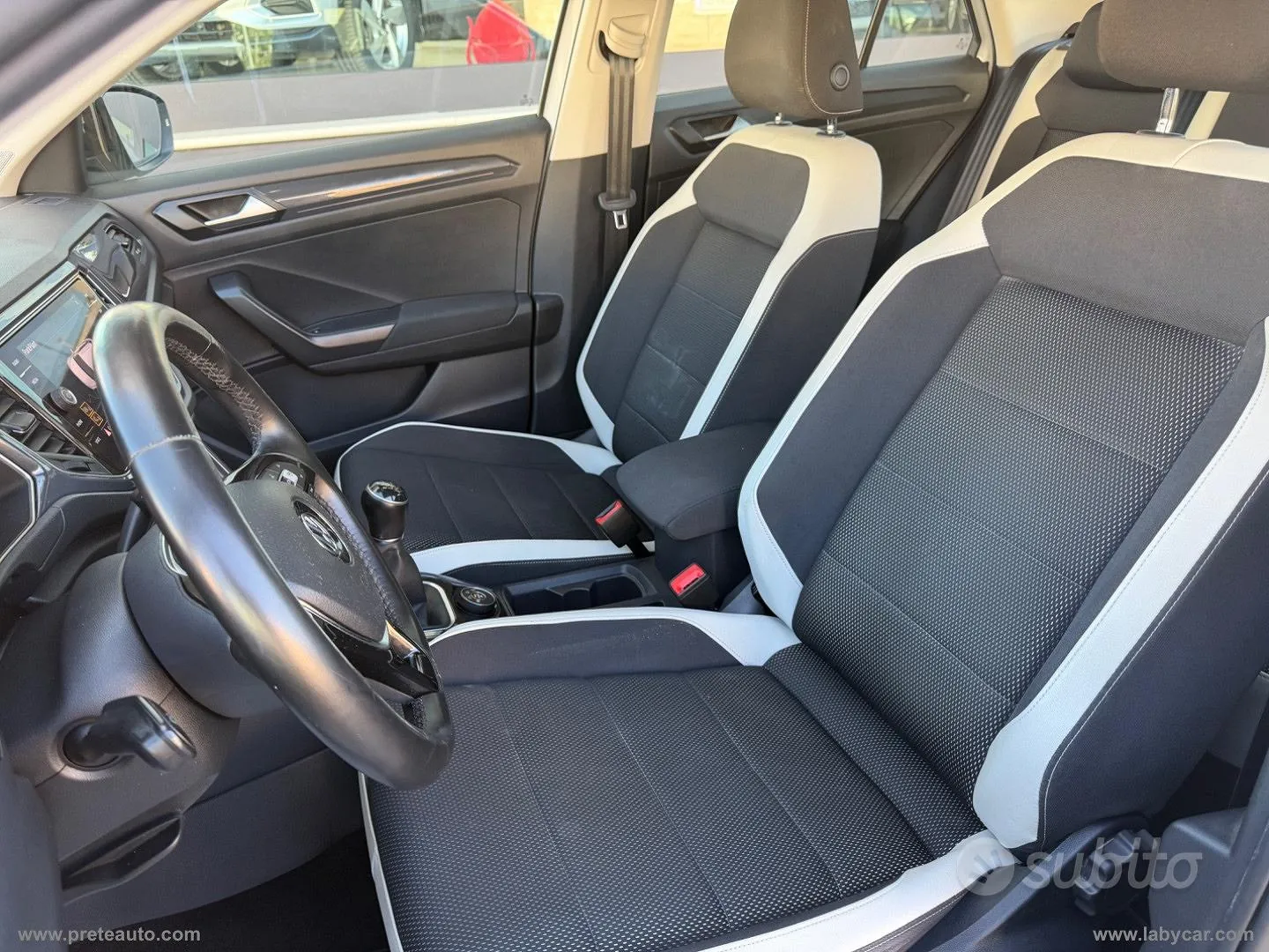 Volkswagen T-Roc 2019 photo 5