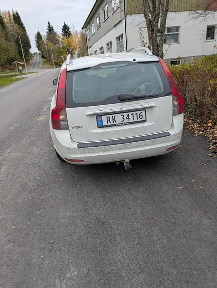 Volvo V50 2012 photo 3