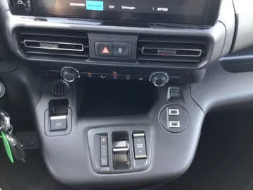 Citroen Berlingo 2025 photo 3