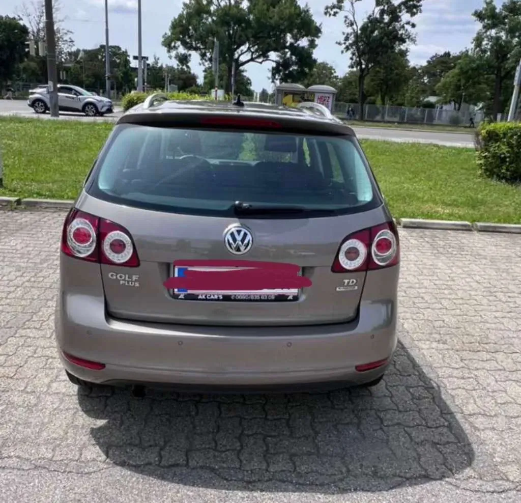 Volkswagen Golf 2011 photo 3