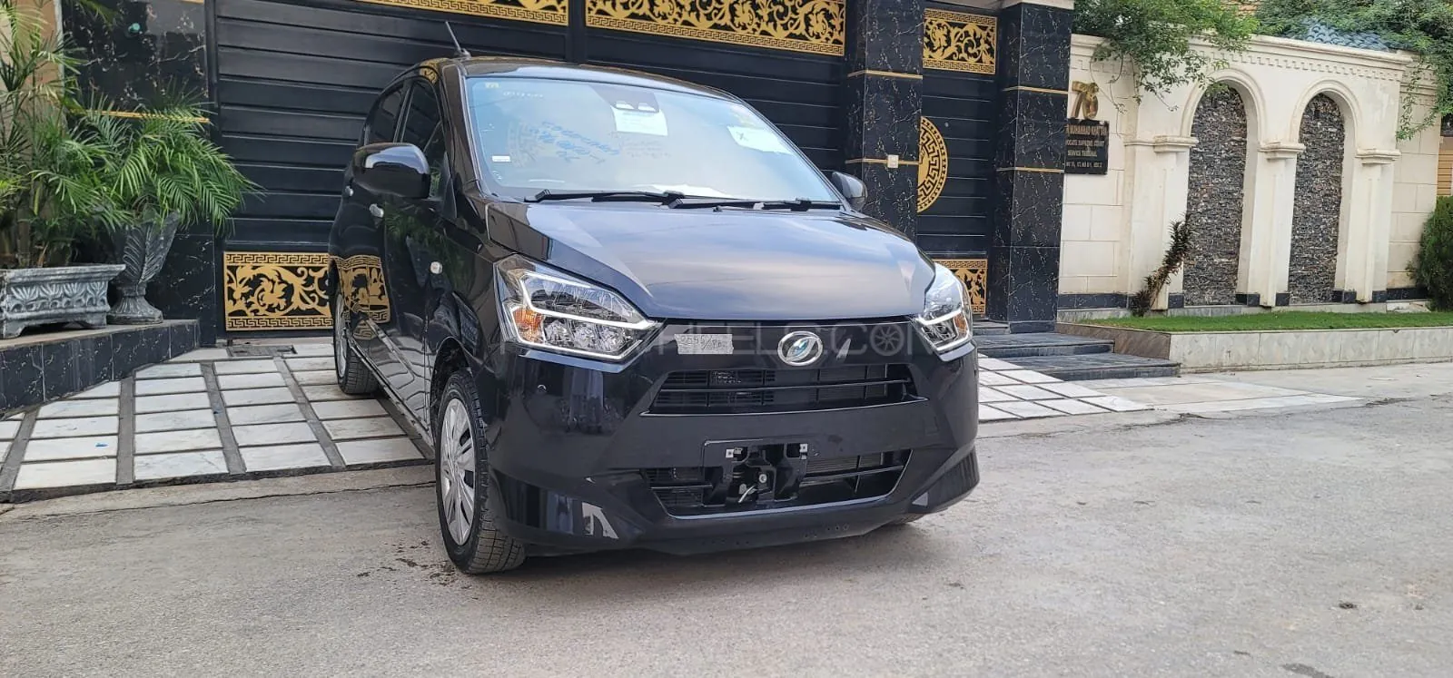 Daihatsu Mira