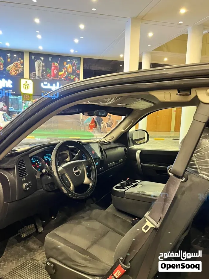 GMC Sierra 2012 photo 3
