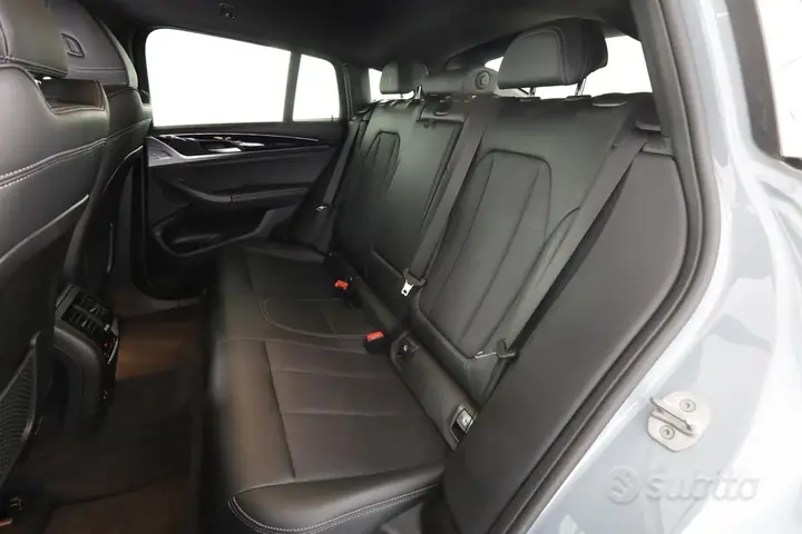 BMW X4 2022 photo 3