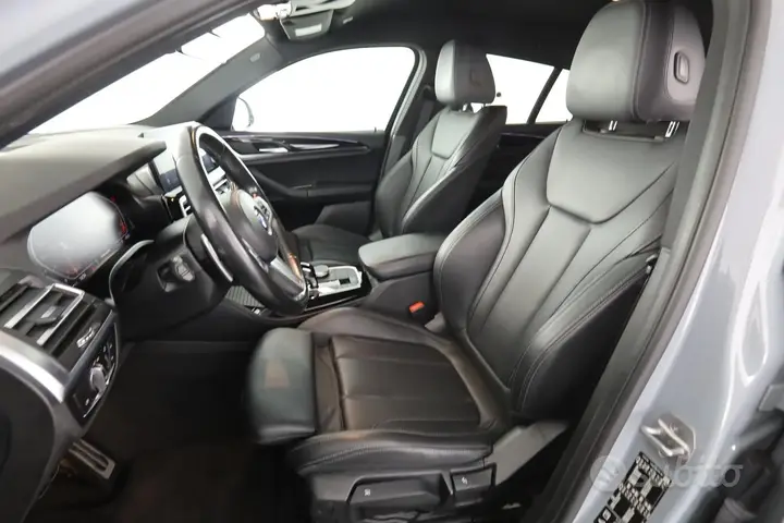 BMW X4 2022 photo 2