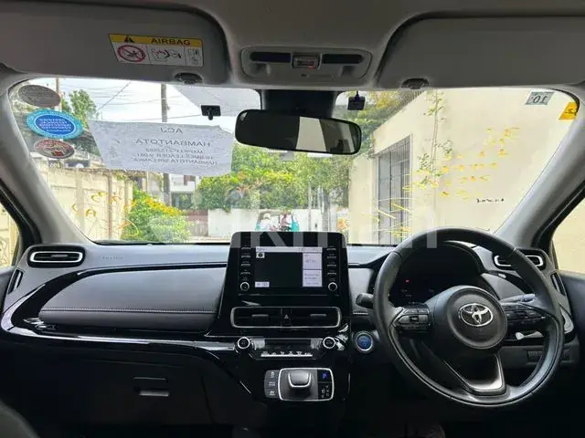 Toyota Aqua 2023 photo 4
