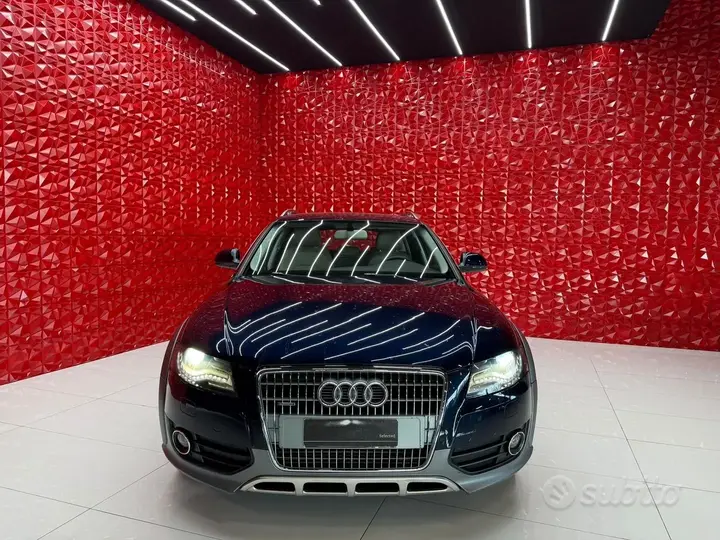 Audi A4 Allroad 2011 photo 2