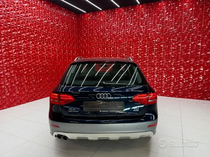Audi A4 Allroad 2011 photo 5
