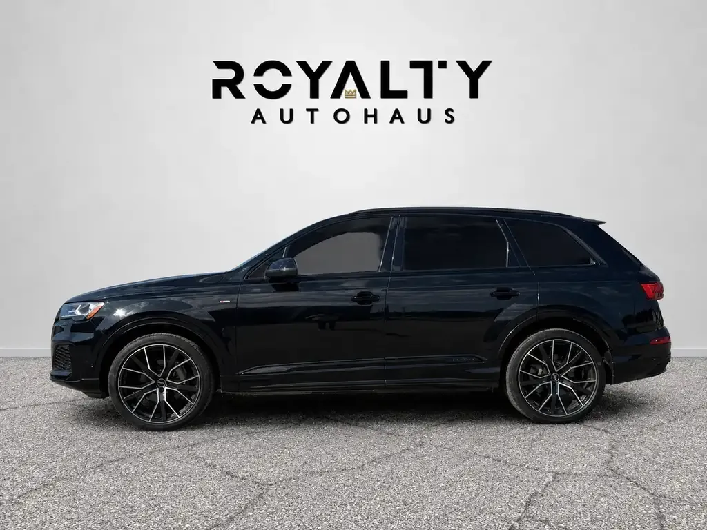 Audi Q7 2022 photo 2