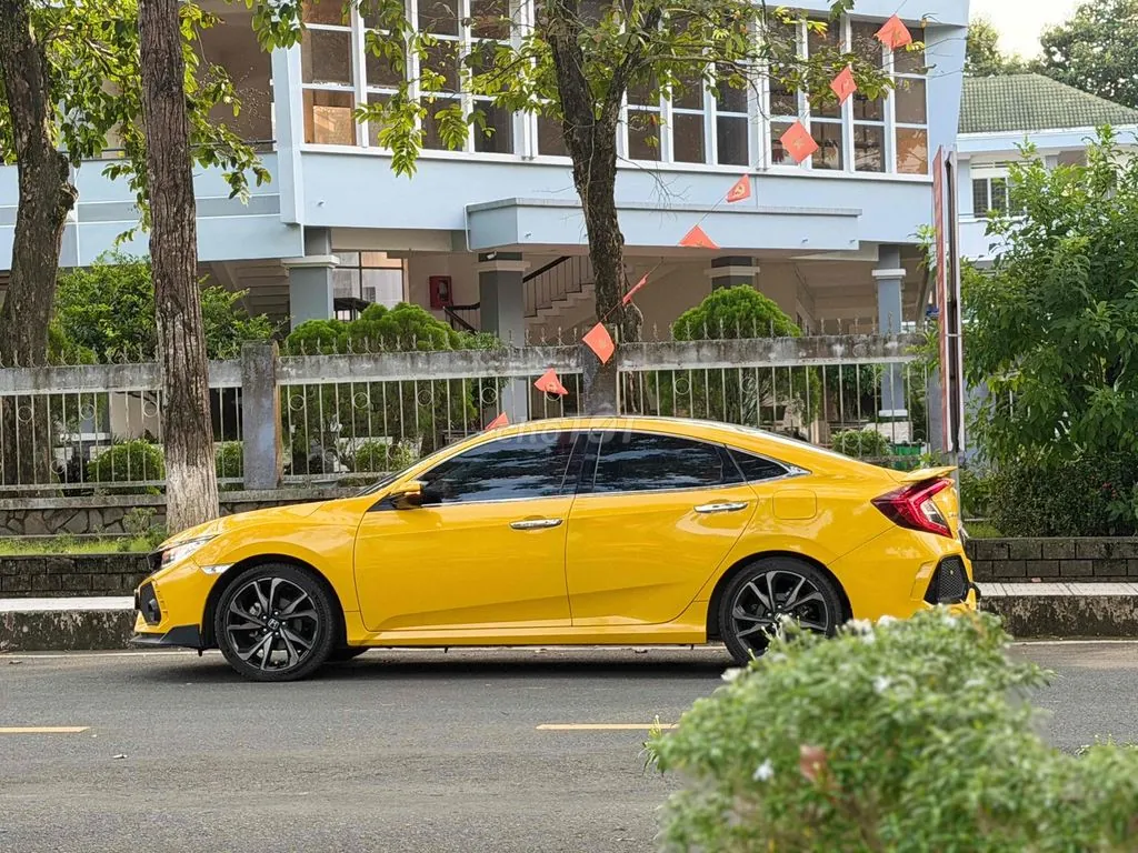 Honda Civic 2020 photo 5