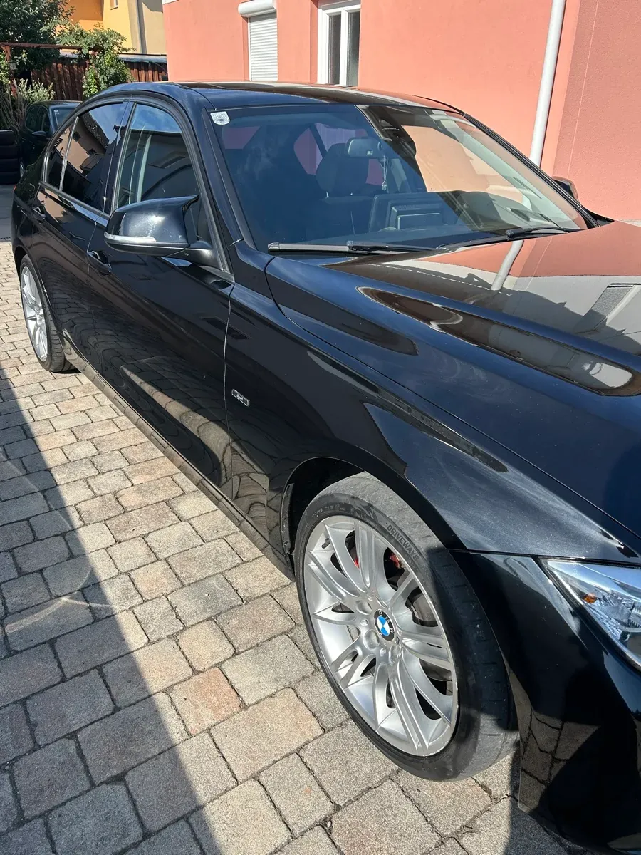 BMW 3 Series 2013 photo 2