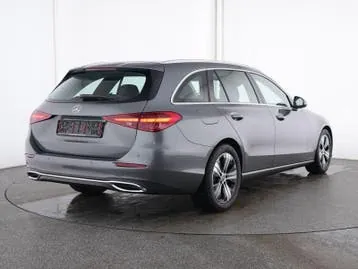Mercedes-Benz C-Class 2025 photo 2