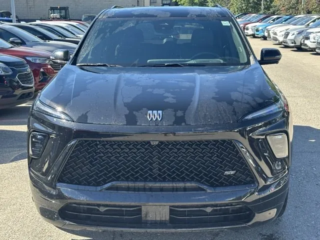 Buick Enclave 2026 photo 2