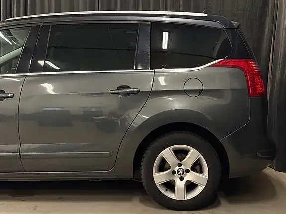 Peugeot 5008 2014 photo 4